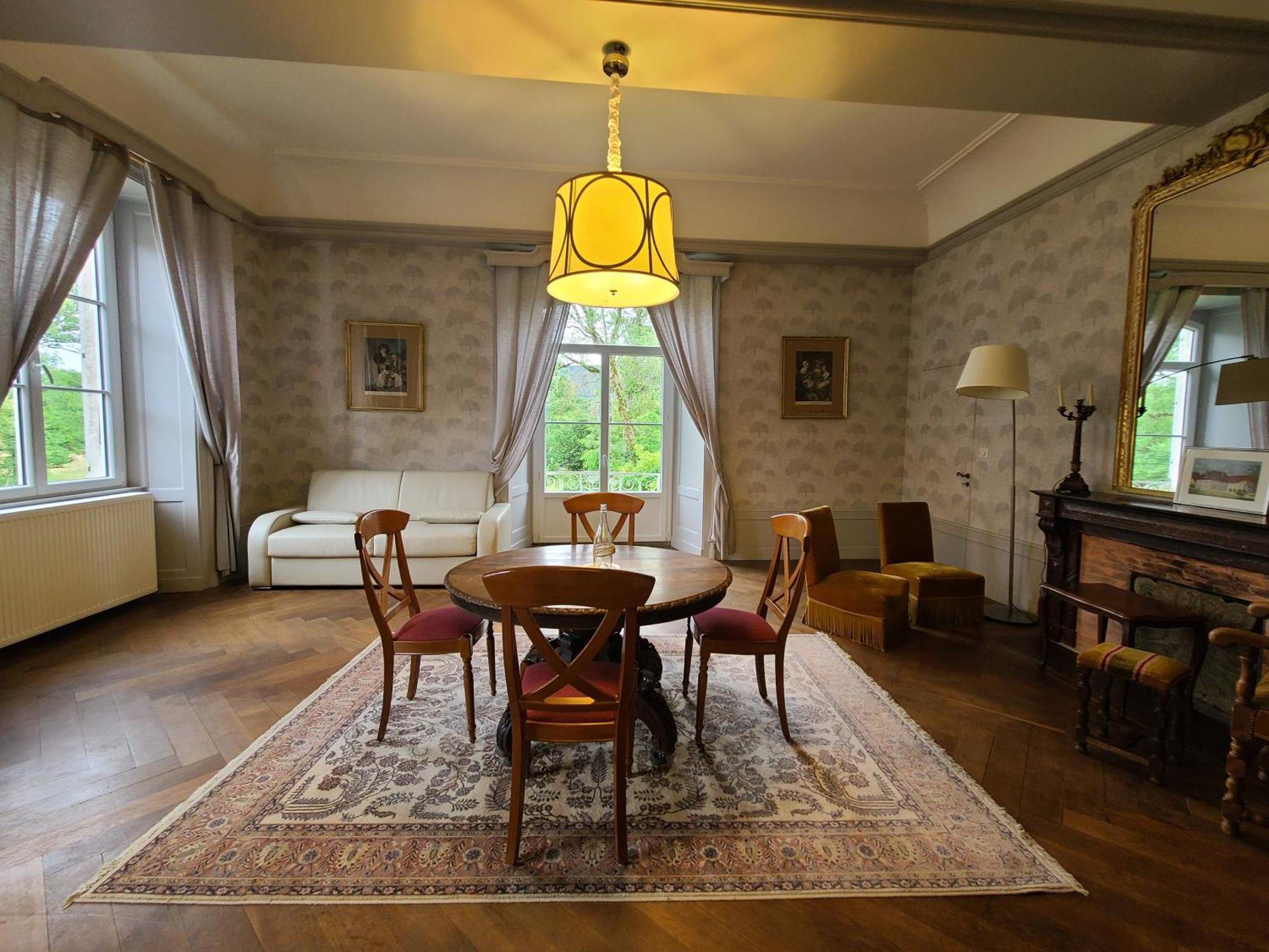 La Demeure D'Aiglepierre Apartment Bagian luar foto